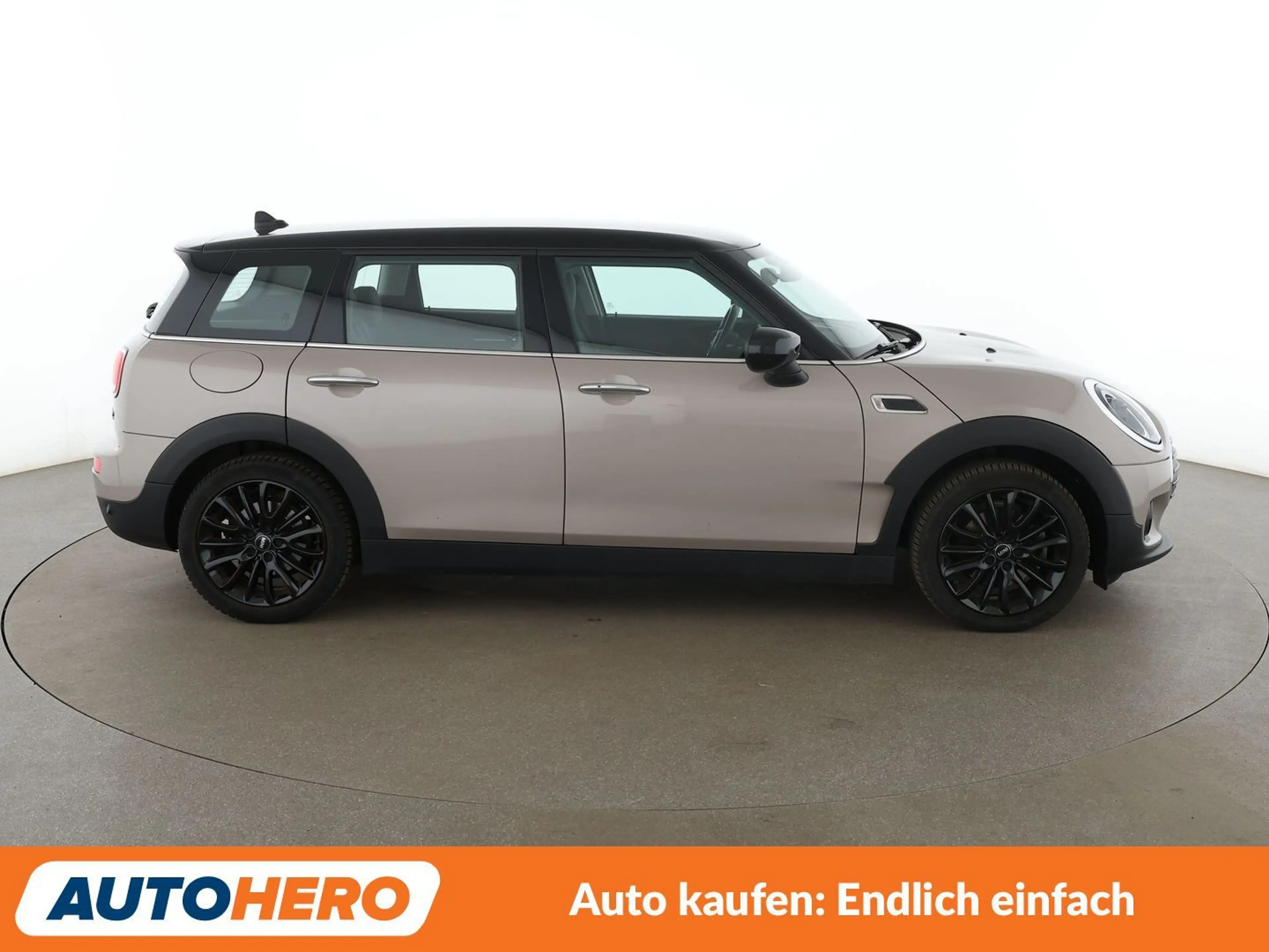 MINI Cooper Clubman Cooper Classic Trim Aut.*NAVI*LED*TEMPO*CAM*PDC* — photo 7