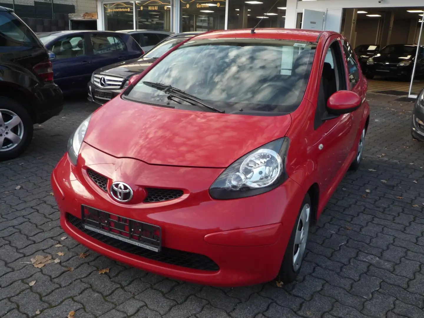 Toyota Aygo Cool Rot - 1