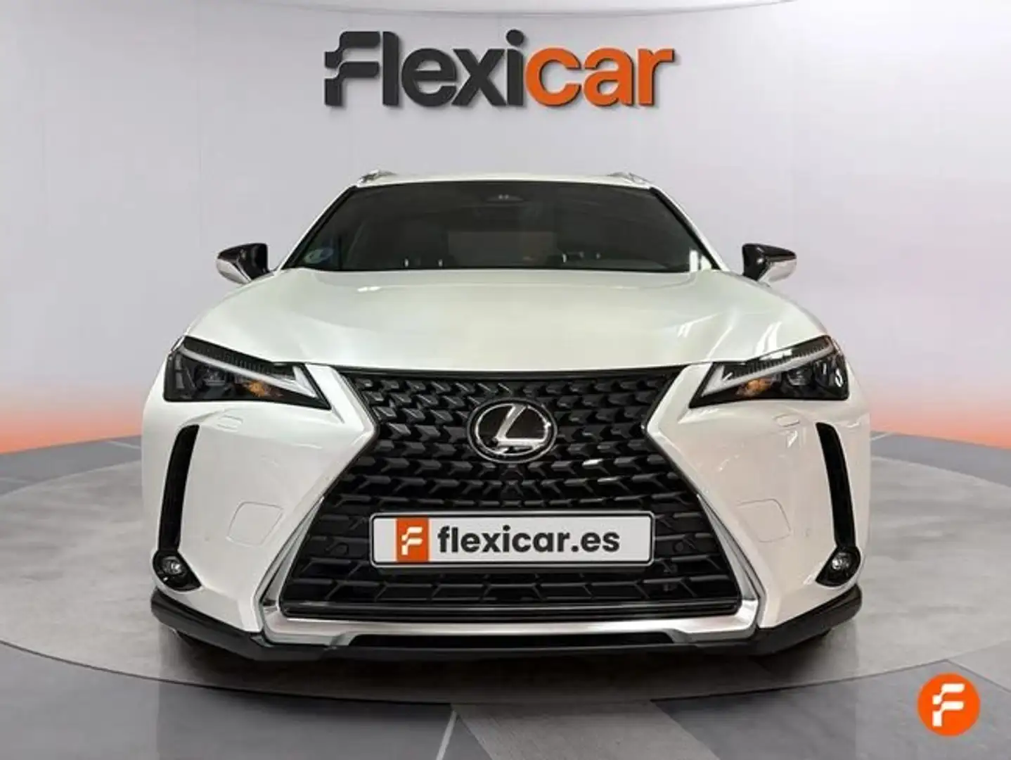 Lexus UX 300h 2.0 Plus Weiß - 2