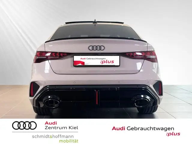 Audi RS3 view 5