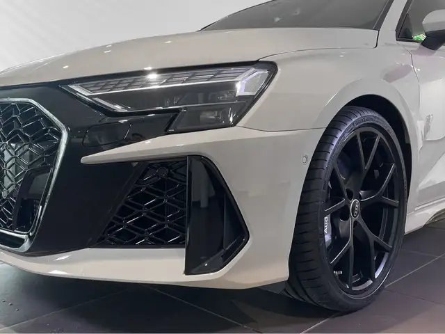 Audi RS3 view 6