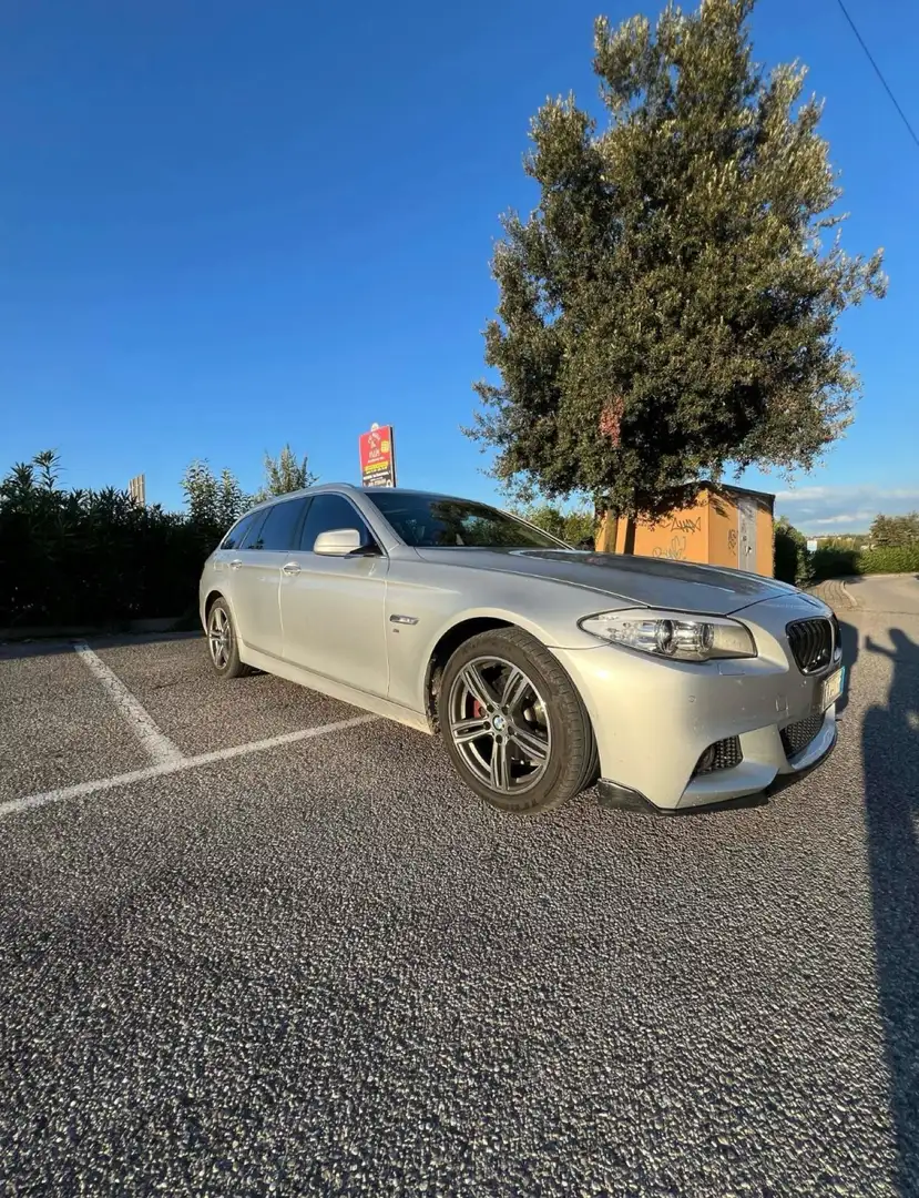 BMW 520 520d Touring Msport - 1