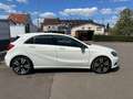 Mercedes-Benz A 180 Urban 1.6 Benzin BlueEfficiency LED Panorana Nav Weiß - thumbnail 8