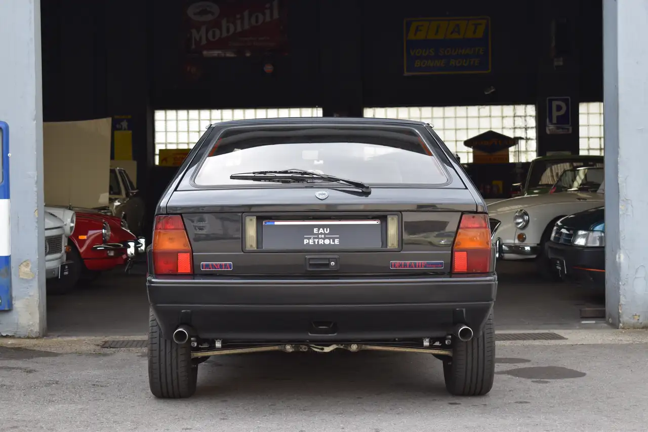 Lancia Delta HF Integrale 8V, foto 8