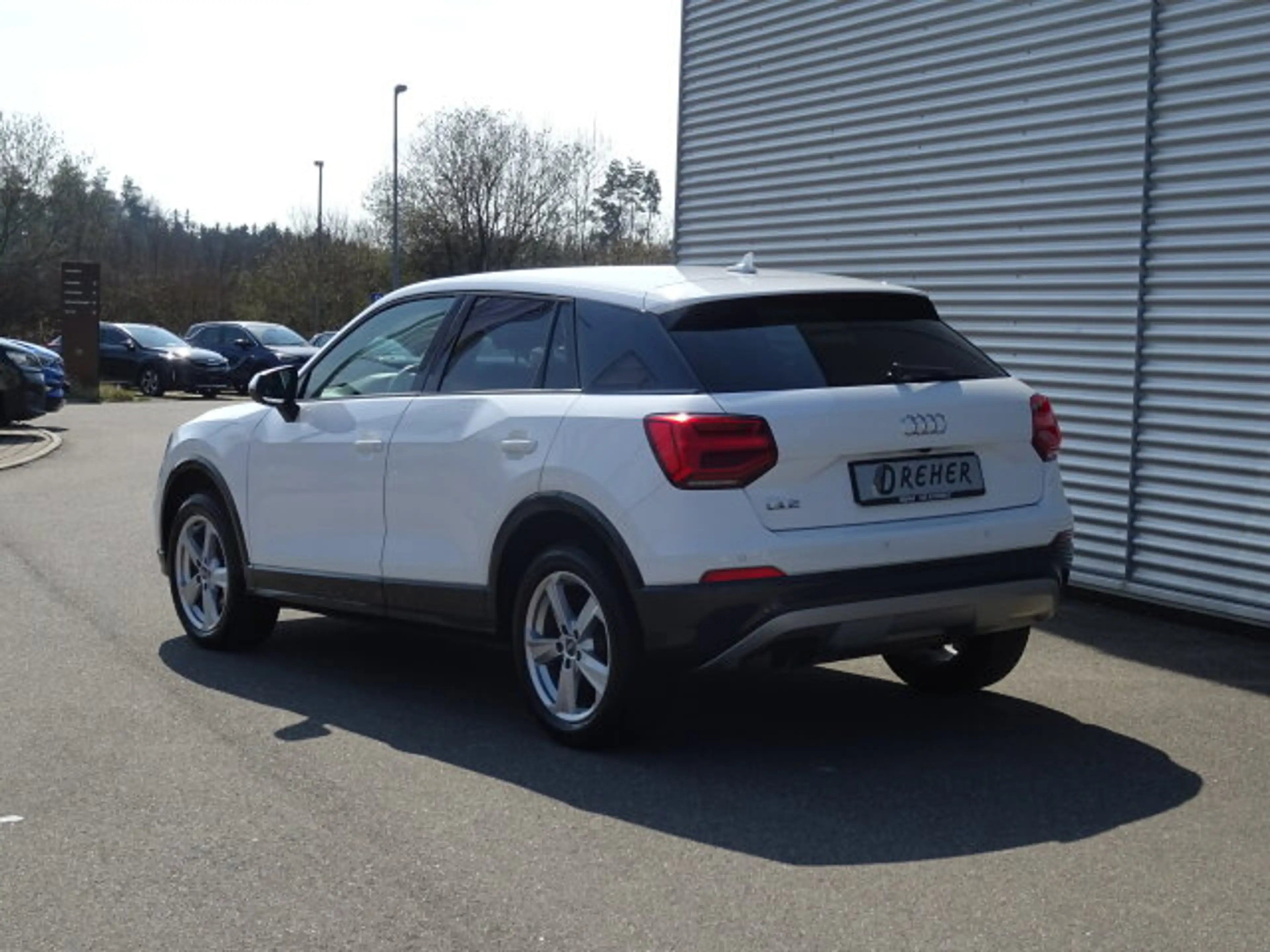 Audi Q2 sport S tronic LED Navi Sitzheizung, TOP Qualität — photo 4