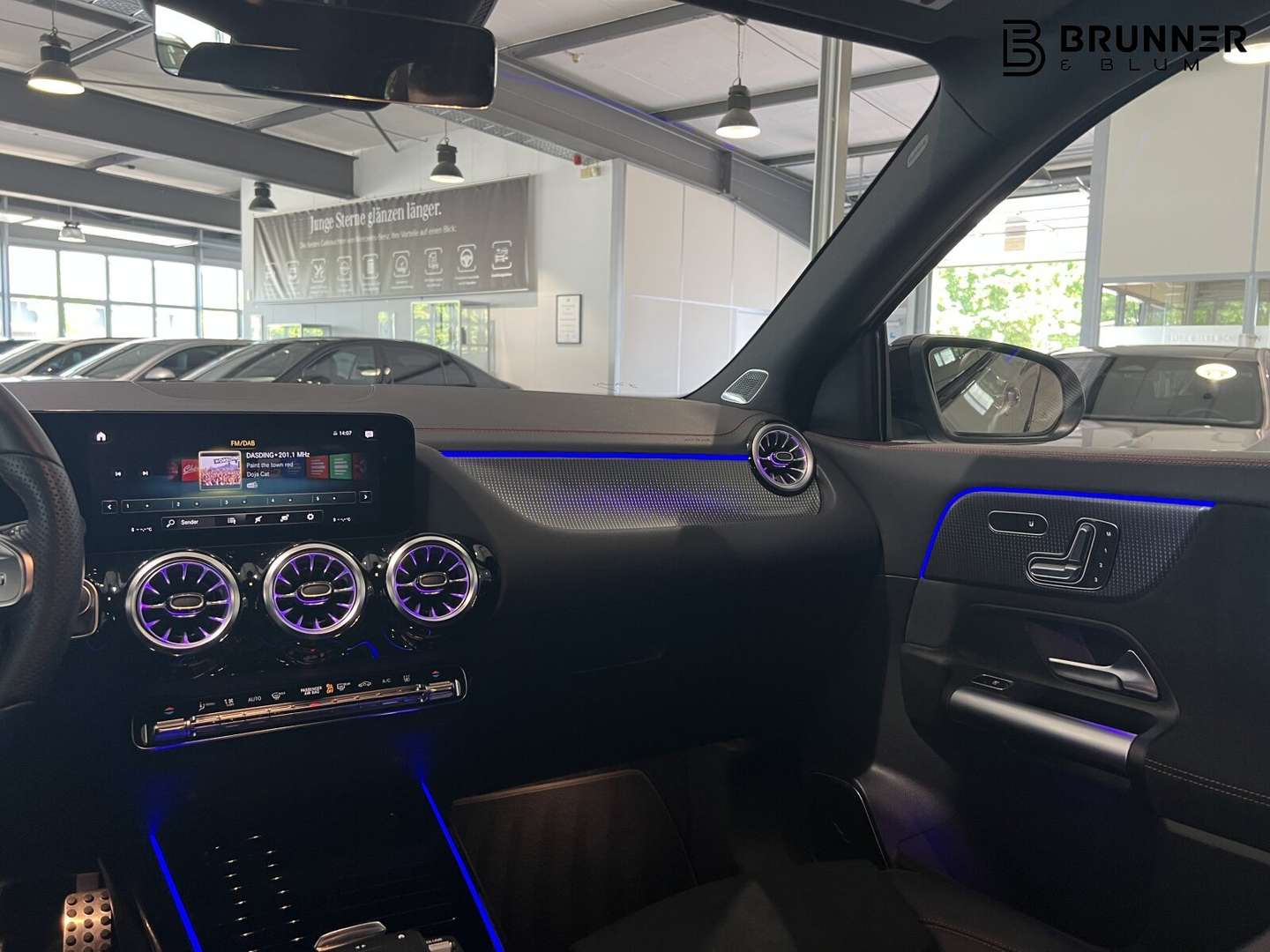 Mercedes EQA 350 Night - 2023 - Joinsteer - #22