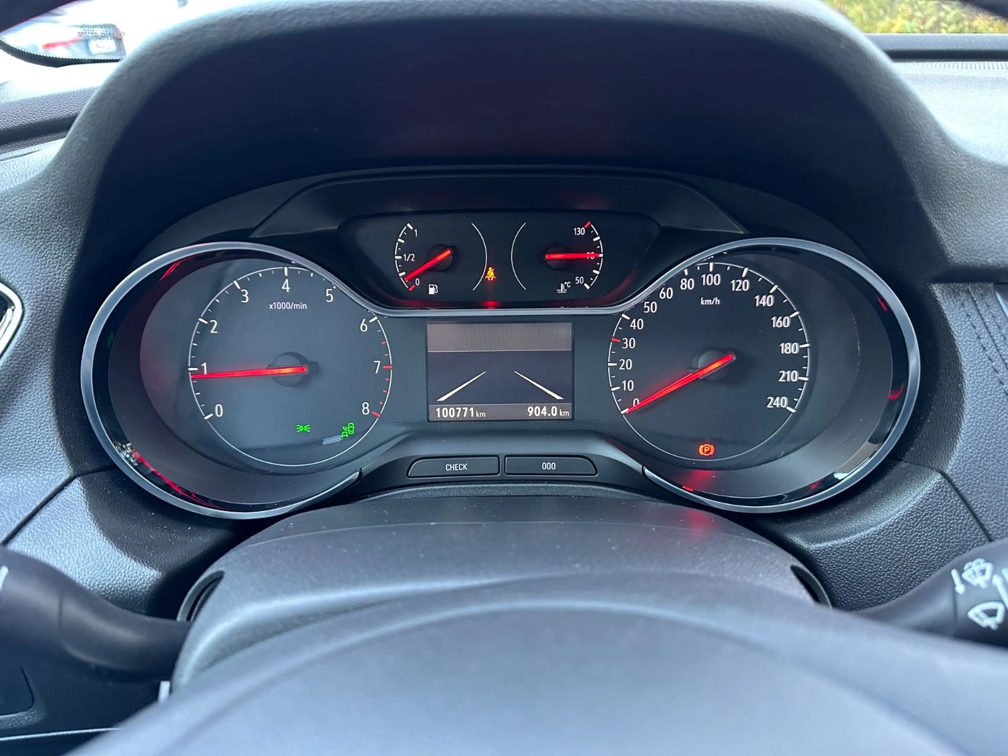 Opel Grandland X 1,2 — photo 11