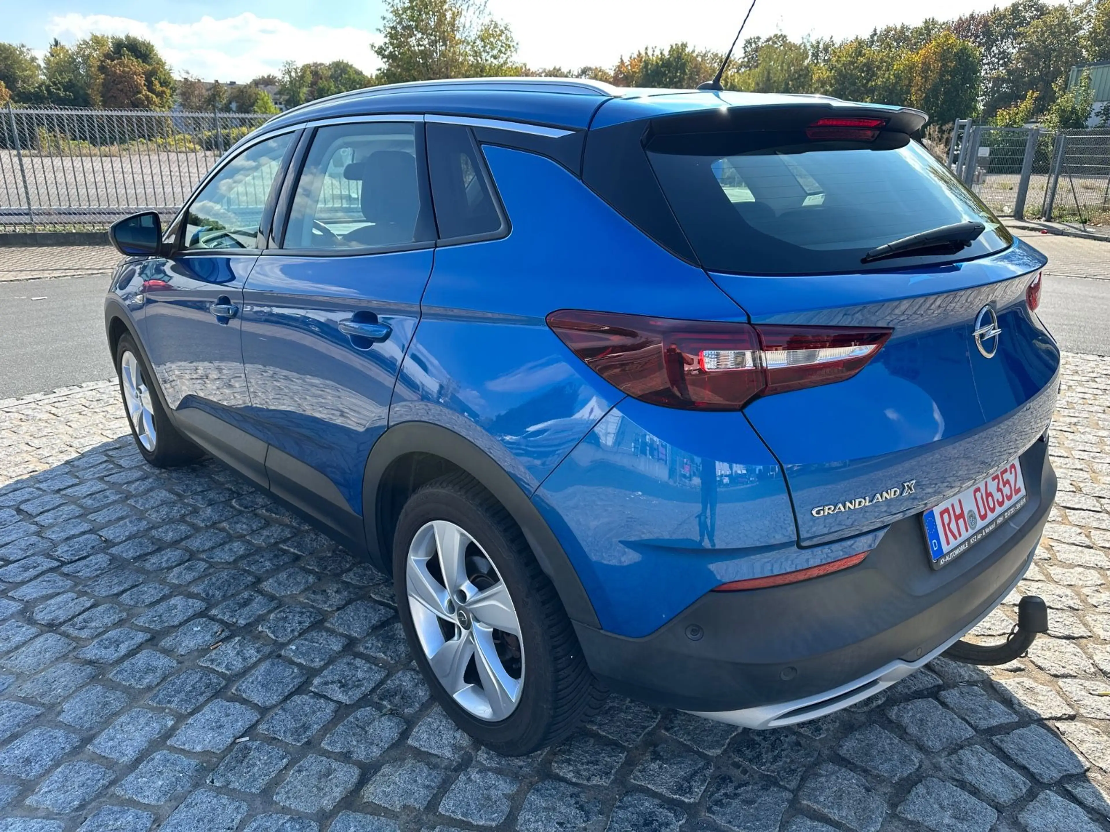 Opel Grandland X 1,2 — photo 6