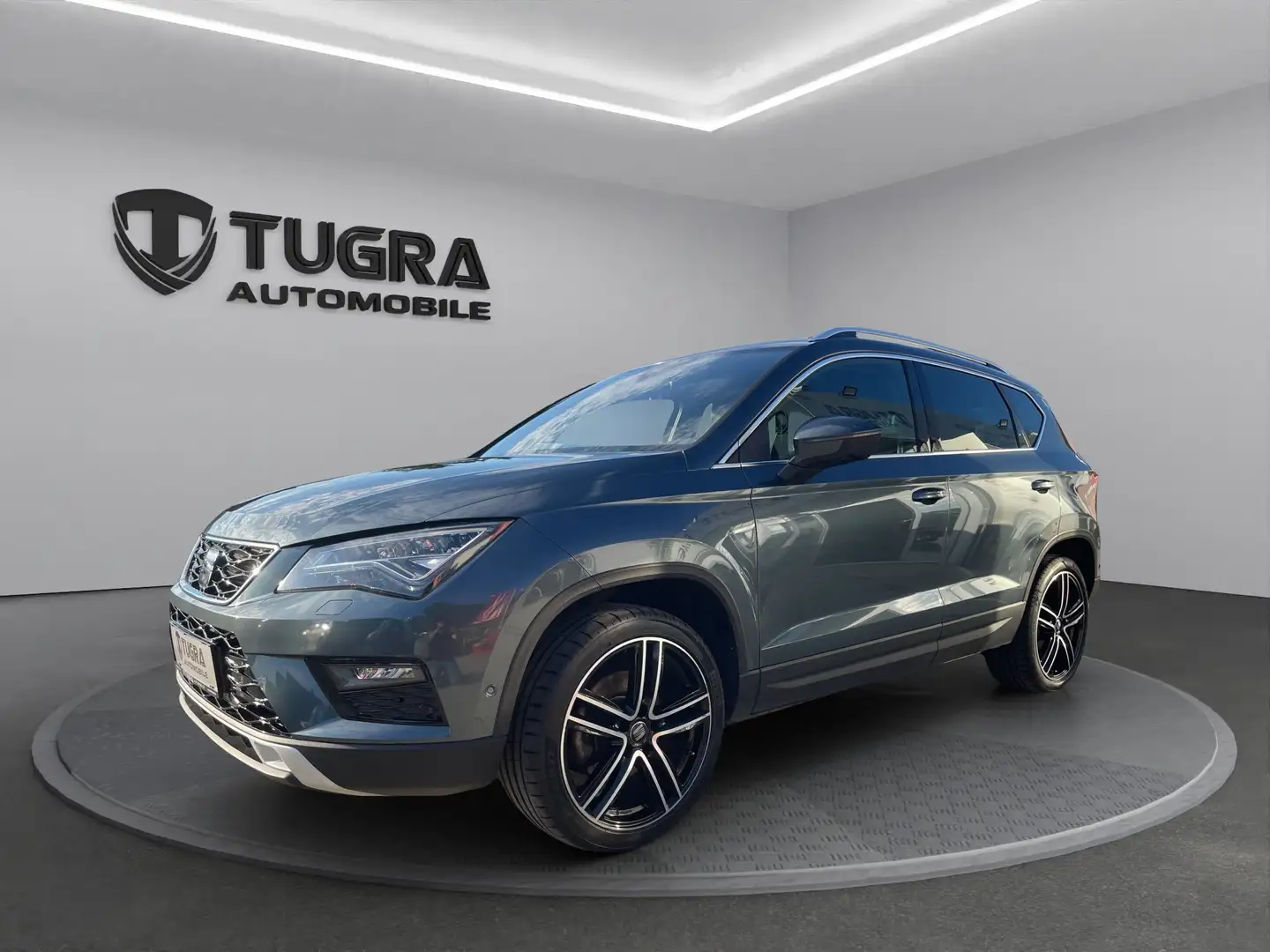 SEAT Ateca Xcellence 4Drive Grau - 2