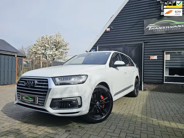 Audi Q7 e-tron 3.0 TDI Hybrid 374PK quattro Premium