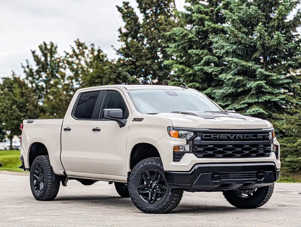Chevrolet Silverado 1500 снимка Chevrolet Silverado 1500