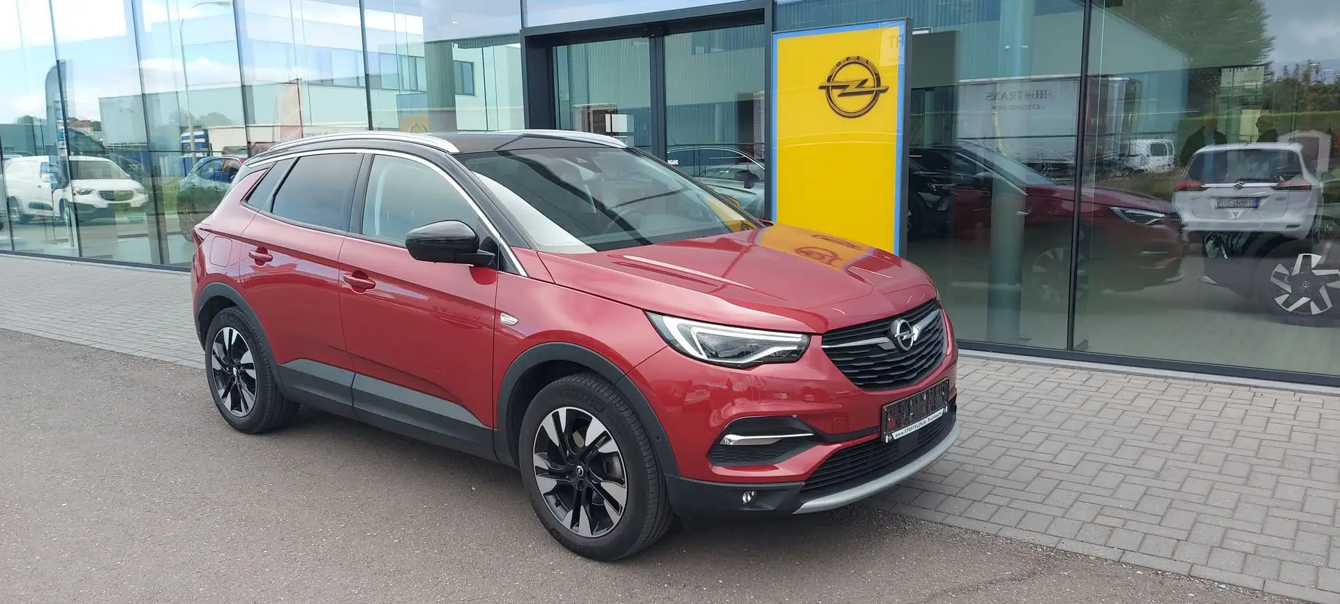 Opel Grandland X 1.2T 130PK AUT8 Ultimate Navi, Camera, Elektr kof - 1