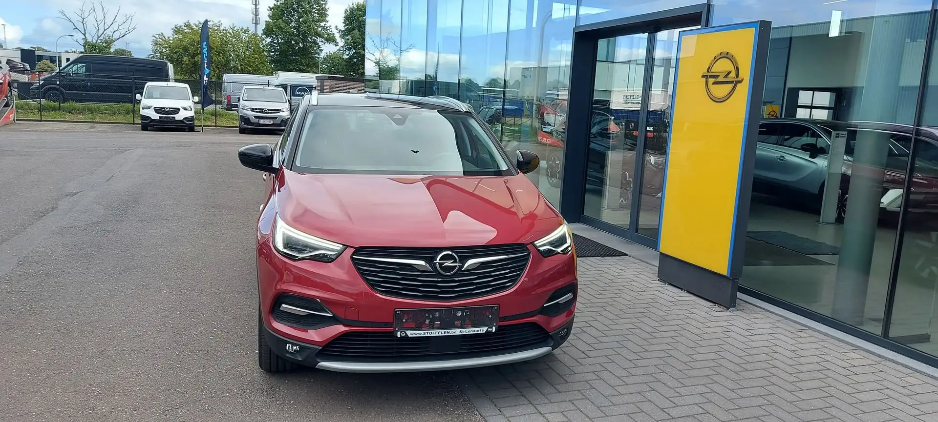 Opel Grandland X 1.2T 130PK AUT8 Ultimate Navi, Camera, Elektr kof - 2