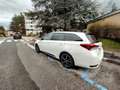 Toyota Auris Touring Sports Hybride 136h Collection Blanc - thumbnail 4