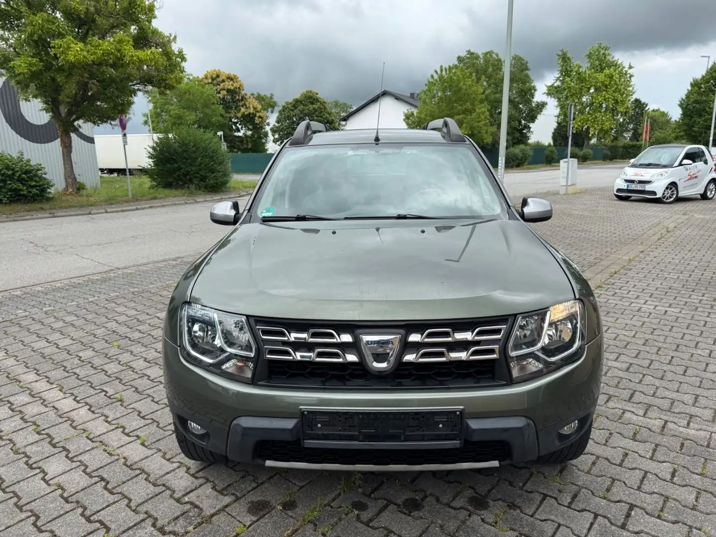 Dacia Duster I Prestige TCe 125 Navi-Leder-Sitzheizung Grau - 2
