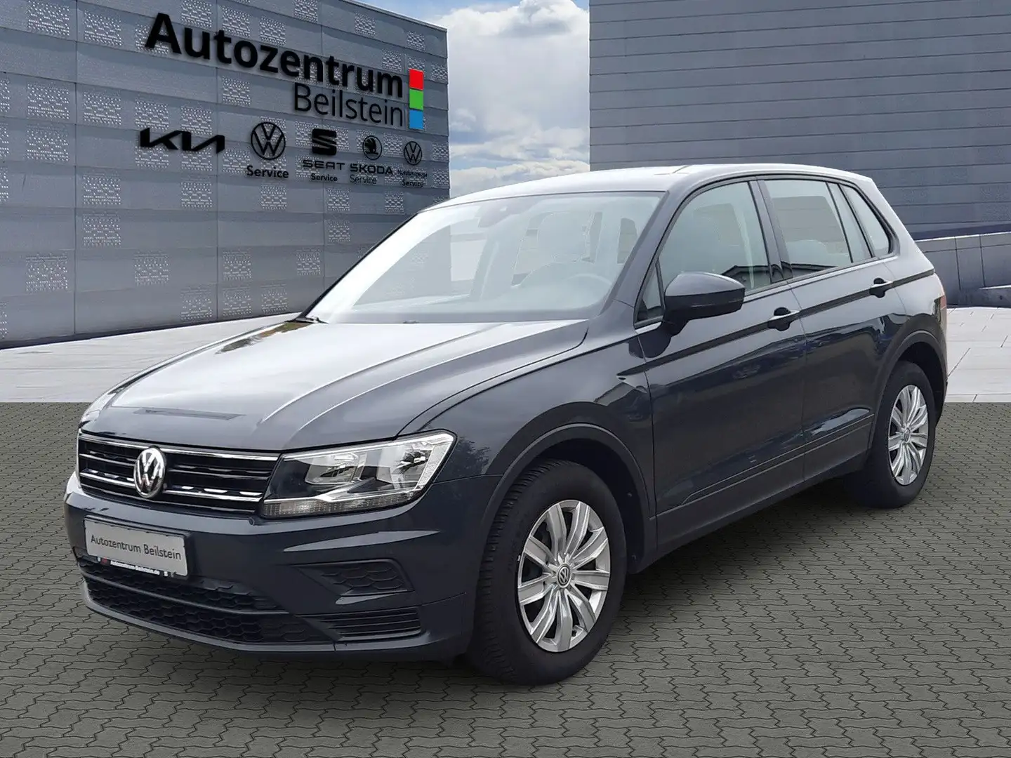 Volkswagen Tiguan 1,4 TSI Trendline Urban Gris - 1