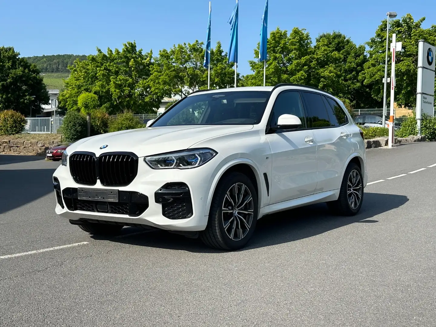 BMW X5 xDrive40d M Sportpaket ACC* Standheiz*KomfSi* Wit - 1