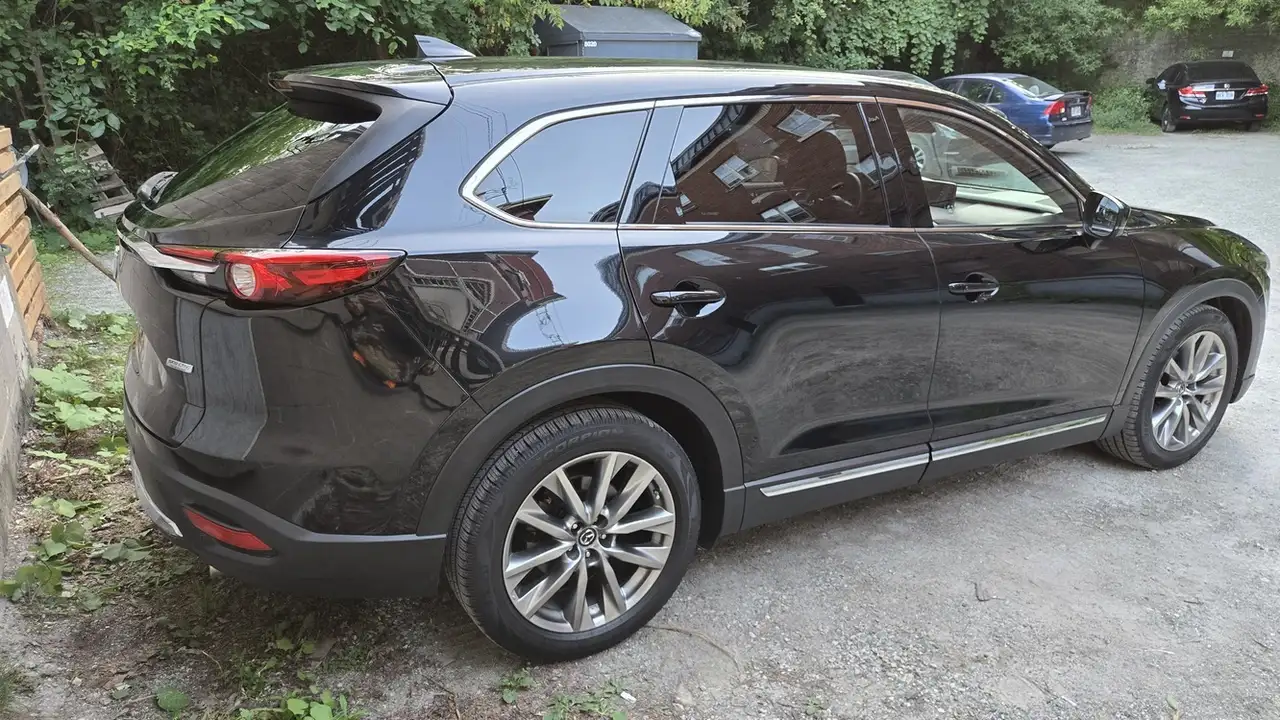 Mazda CX-9 снимка Mazda CX-9