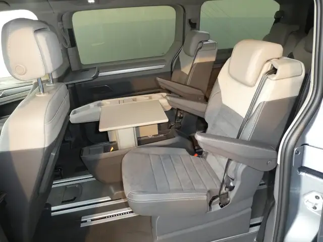 Volkswagen T7 Multivan VW T7 Multivan Edition ÜH eHybrid 180 kW 4M Ansicht 11