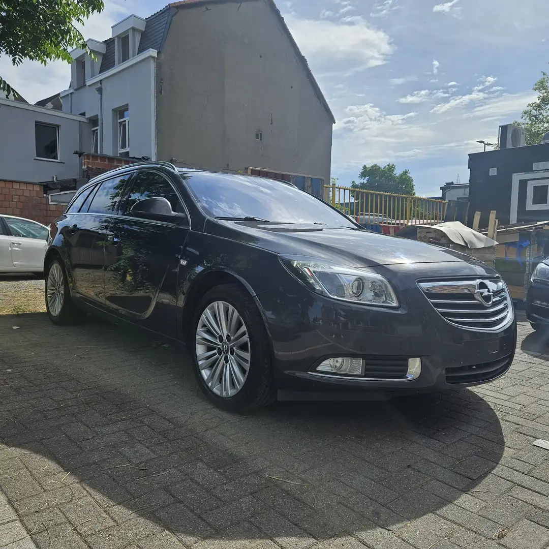 Opel Insignia Sports Tourer 2.0 CDTi Edition DPF Grijs - 2