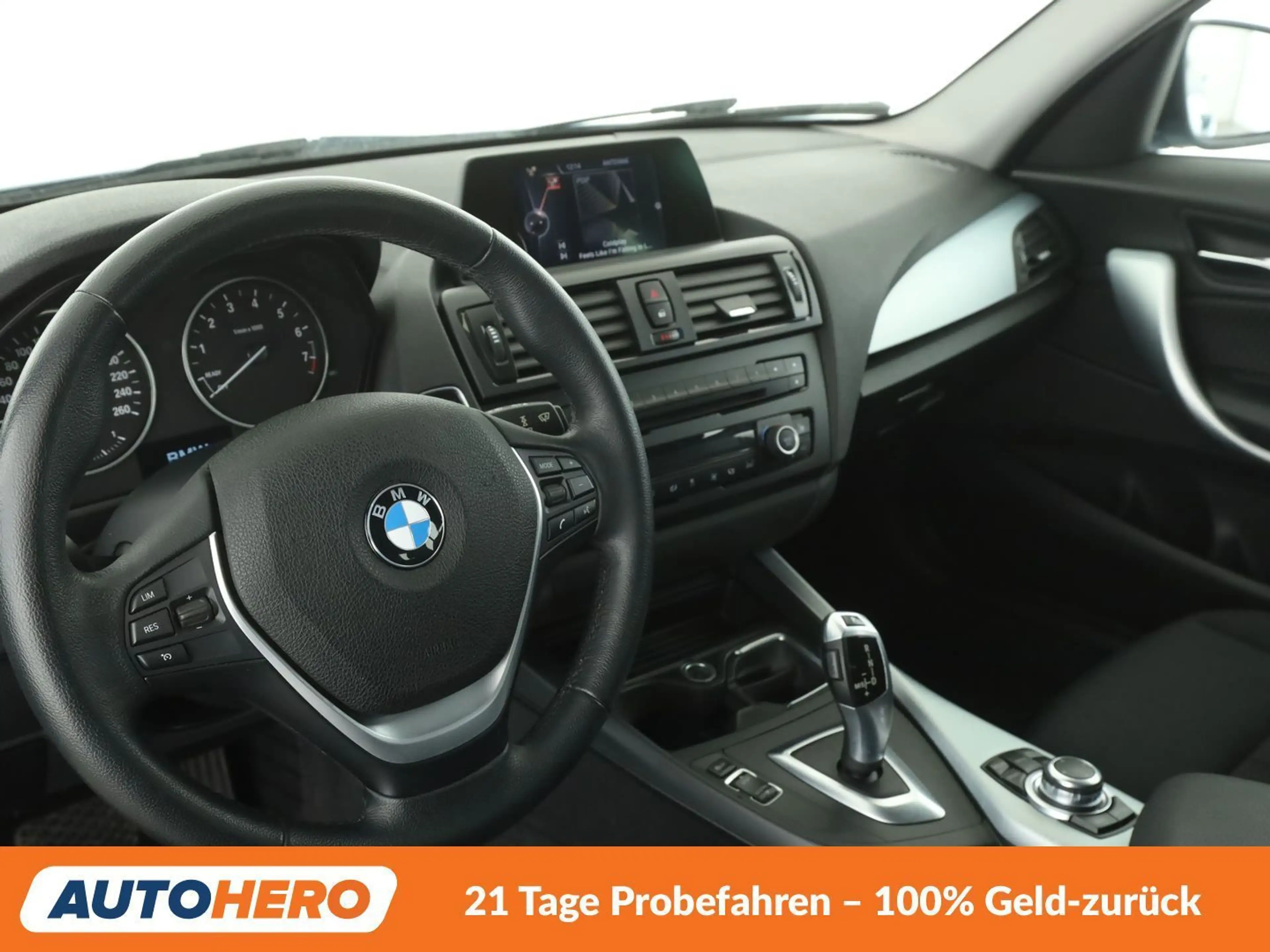 BMW 125 125i Aut.*NAVI*XENON*TEMPO*PDC*KLIMA*SHZ*ALU* — photo 11