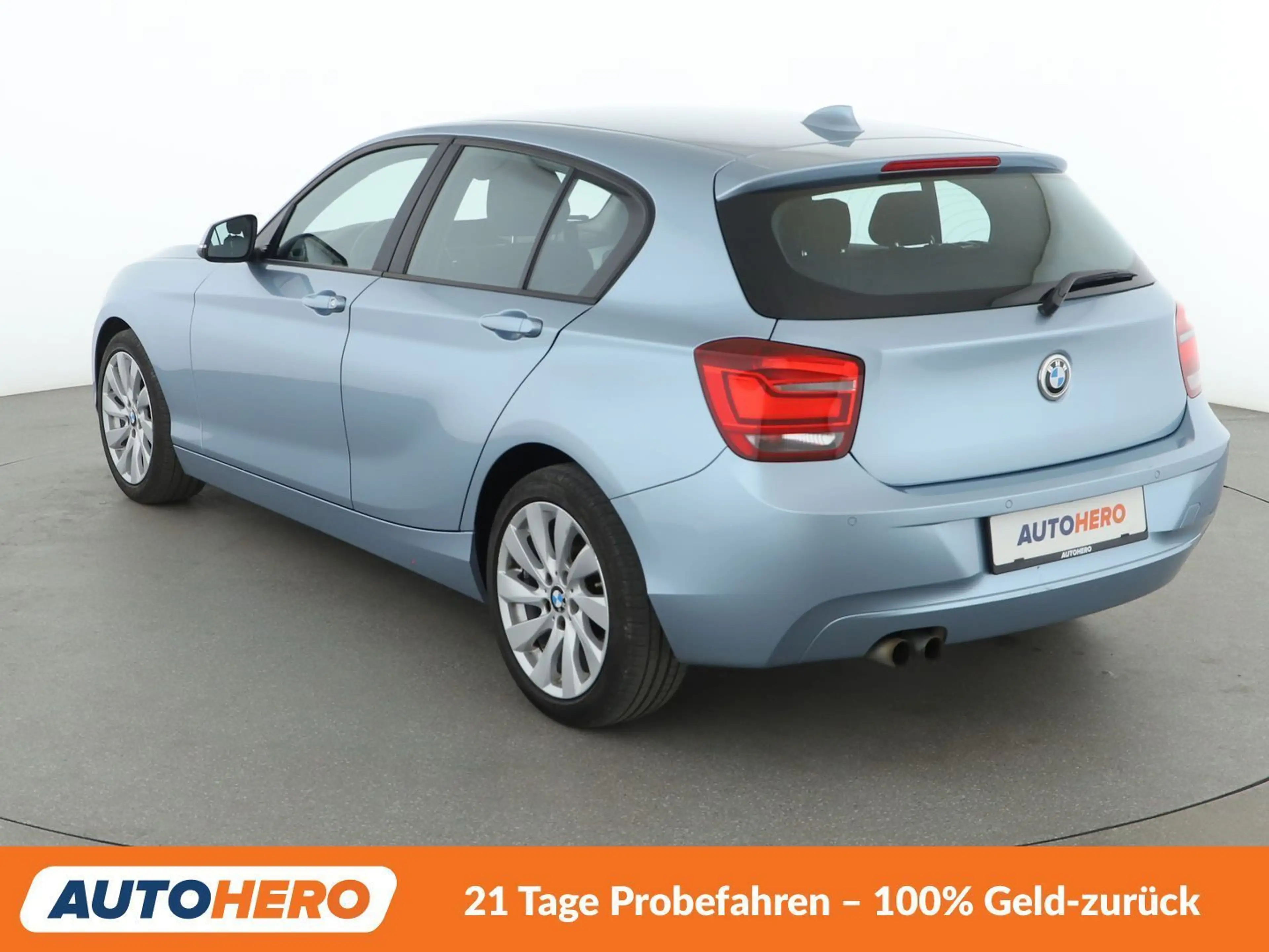 BMW 125 125i Aut.*NAVI*XENON*TEMPO*PDC*KLIMA*SHZ*ALU* — photo 4