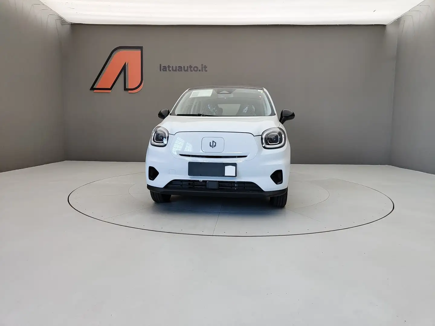 Leapmotor T03 Blanco - 2
