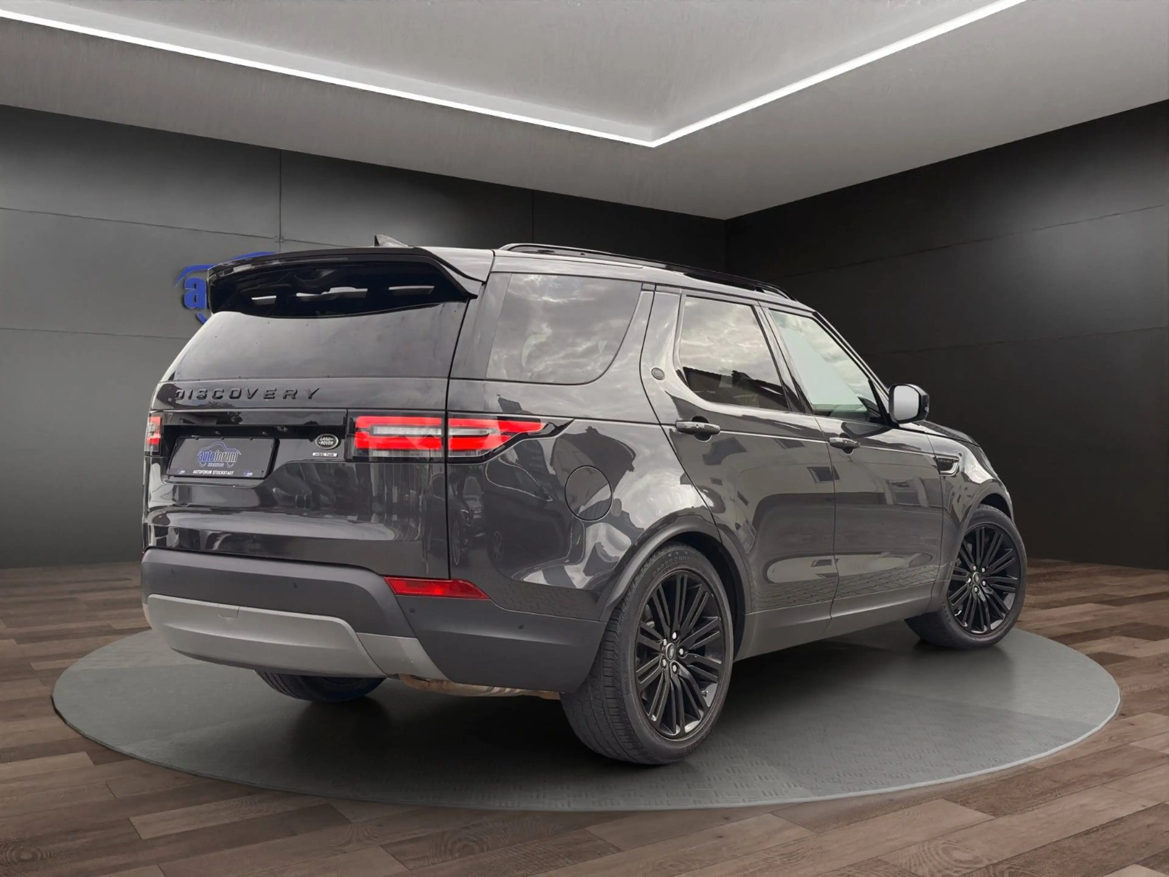 Land Rover Discovery 5 HSE TD6 7-SITZER°STANDHZNG°PANO°360° — photo 7