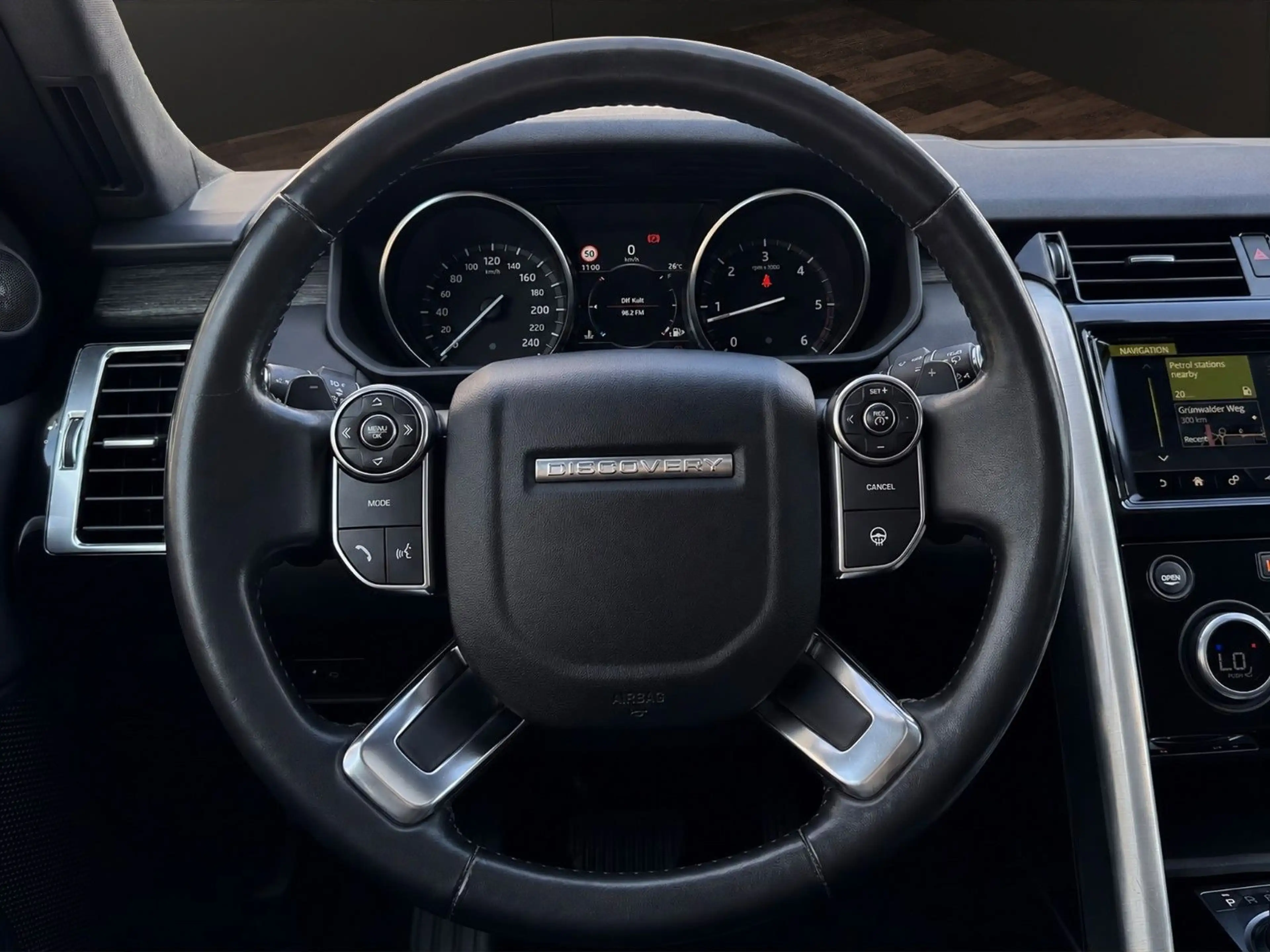 Land Rover Discovery 5 HSE TD6 7-SITZER°STANDHZNG°PANO°360° — photo 12