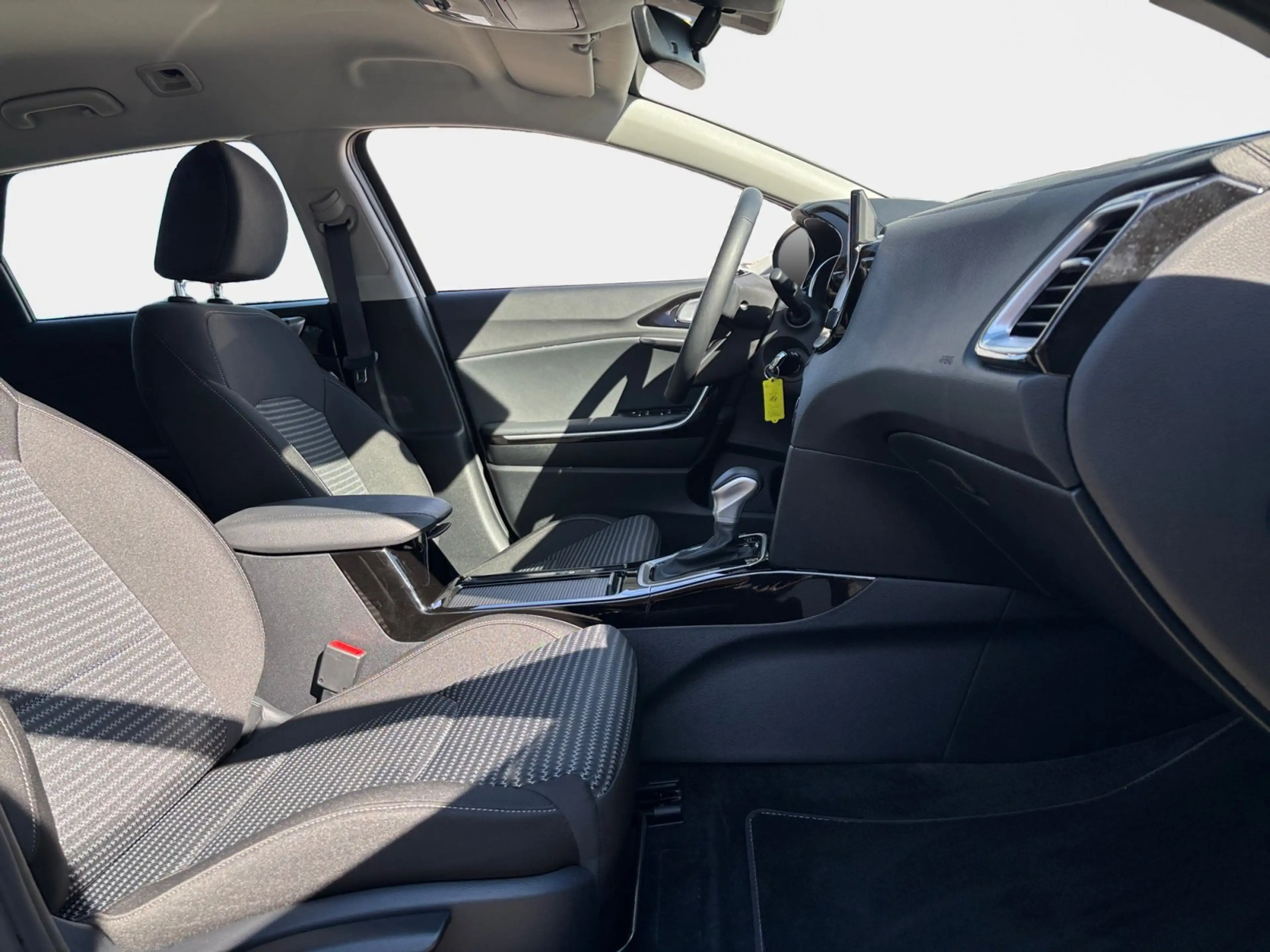 Kia Ceed SW / cee'd SW Ceed SW 1.5 Vision DCT+Navi+Kamera+SHZ+SCC — photo 12