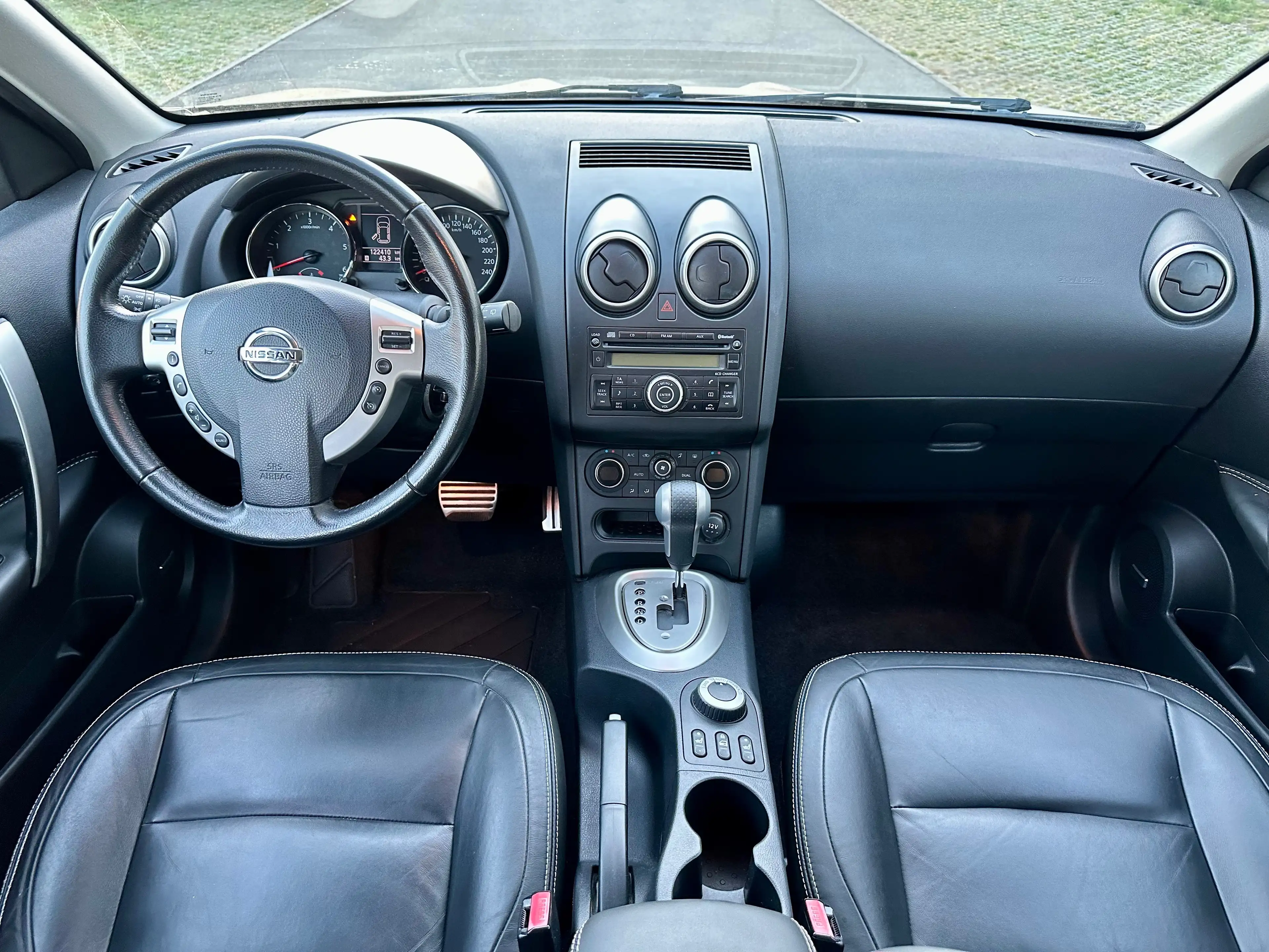 Nissan Qashqai+2 Tekna 4X4 — photo 15