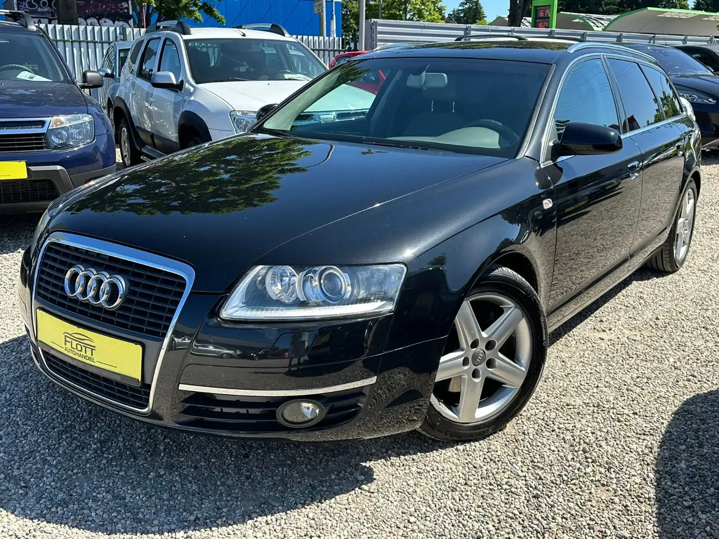 Audi A6 Avant 2.0 TFSI*SitzH*Navi*Klima*TÜV 11/2026 Schwarz - 2