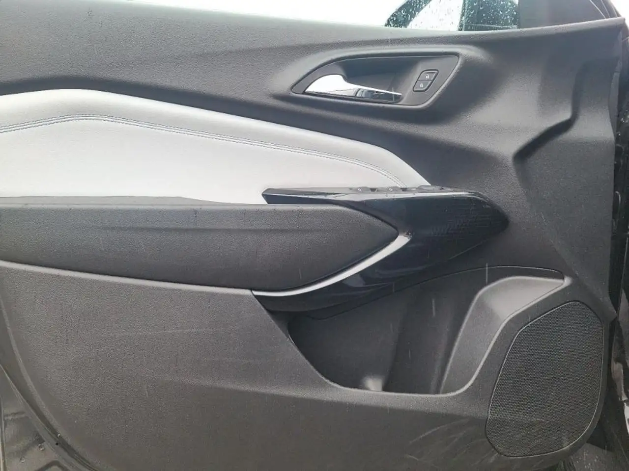 Chevrolet Trax снимка Chevrolet Trax
