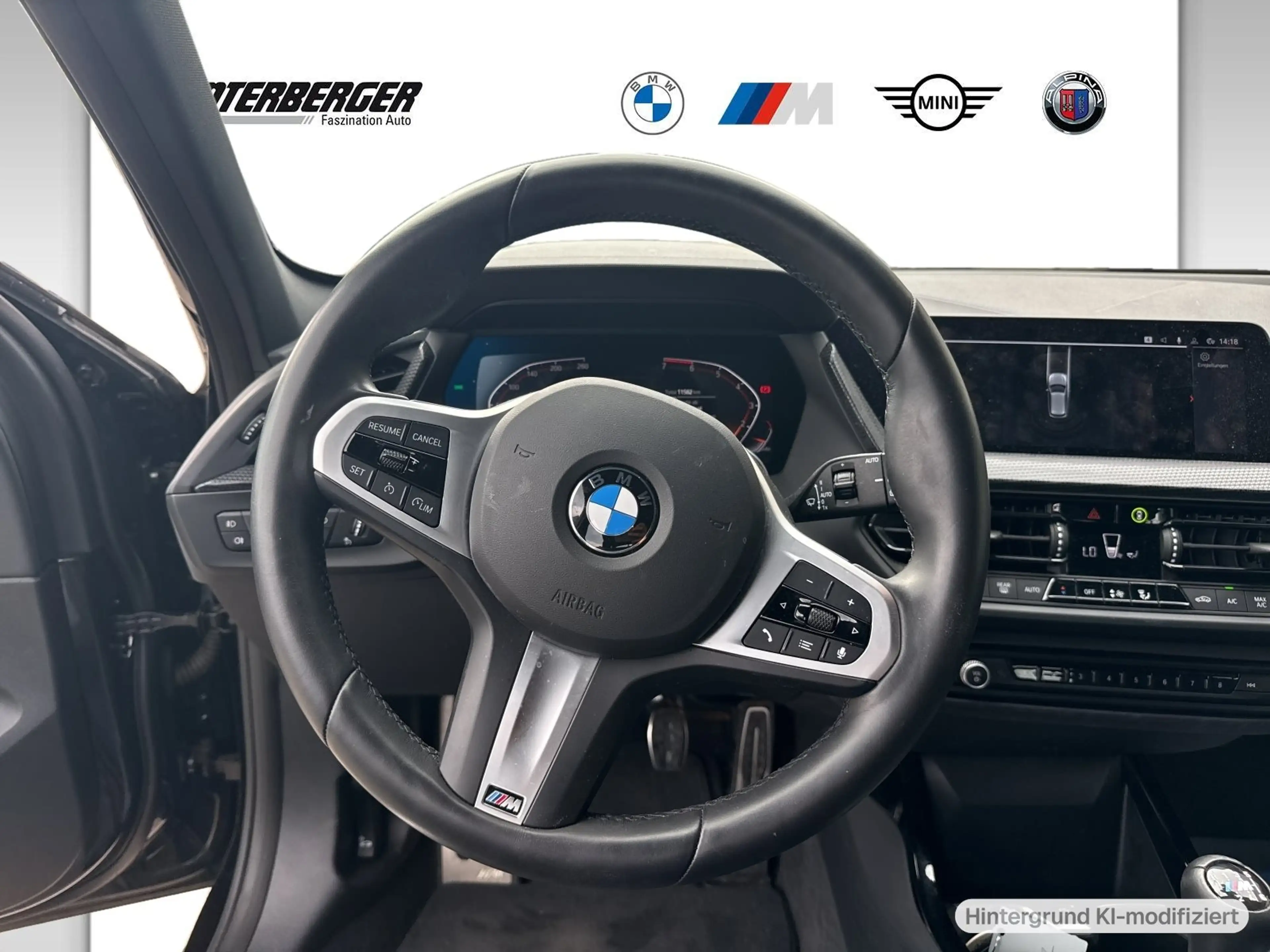 BMW 118 i SHZ LED PDC — photo 9