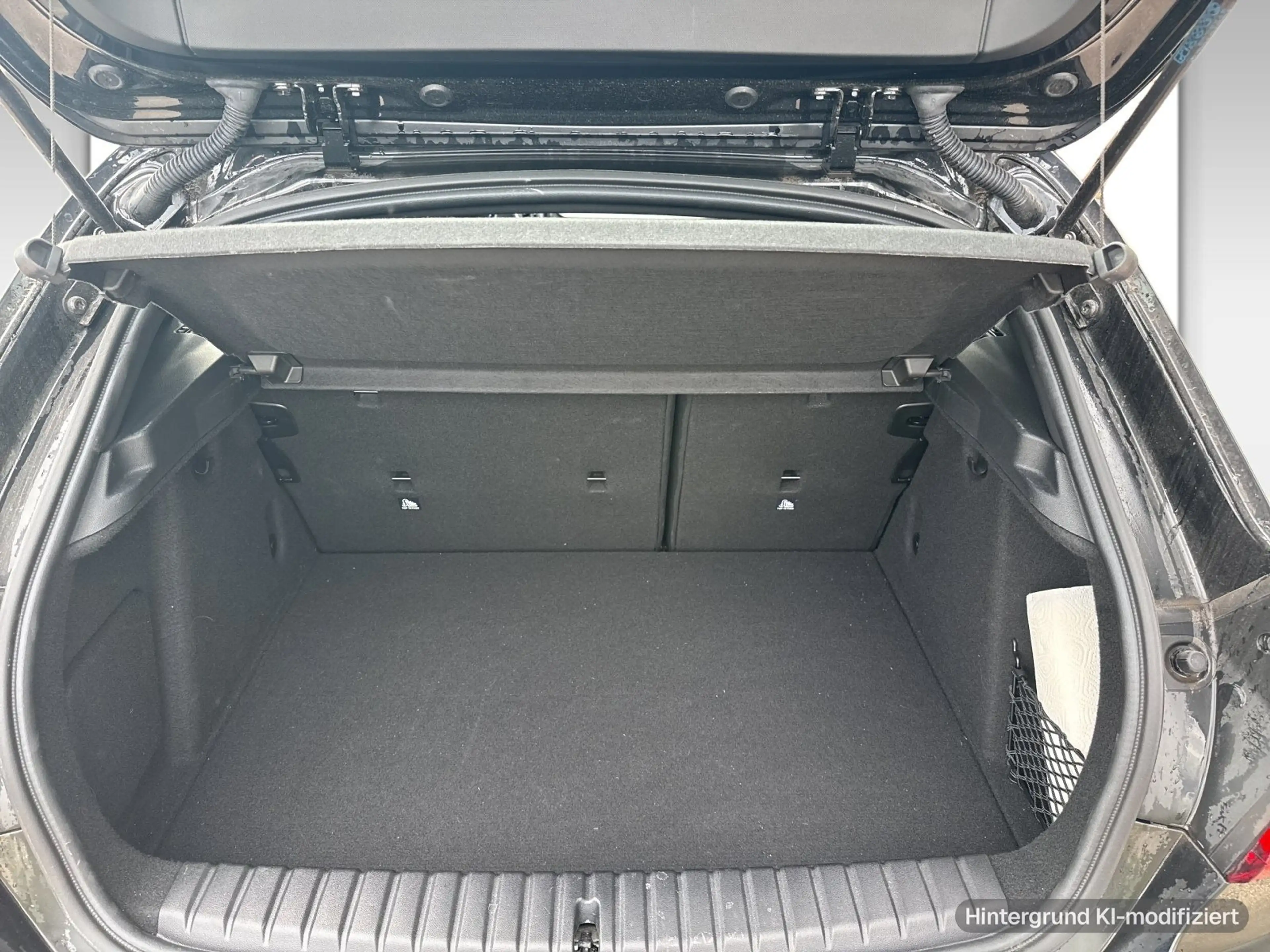 BMW 118 i SHZ LED PDC — photo 12