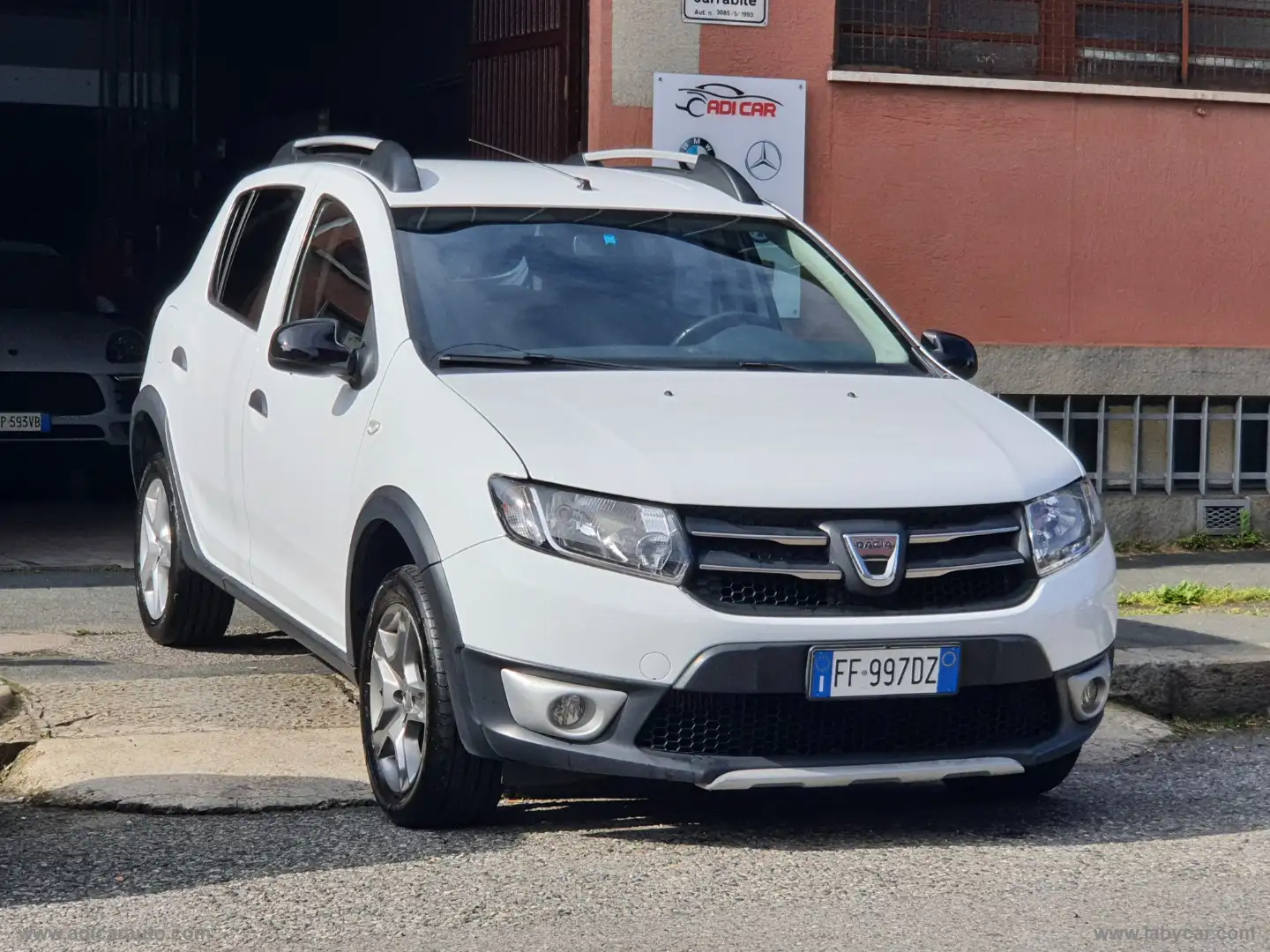 Dacia Sandero Stepway 1.5 dCi 8V 90 CV S&S Bianco - 1