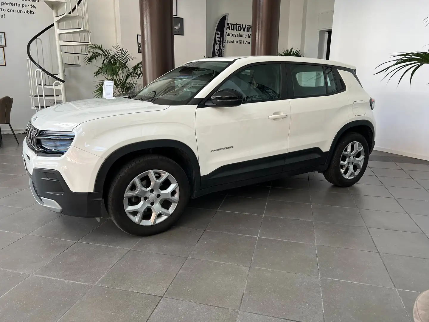 Jeep Avenger 1.2 CC TURBO 100 CV ALTITUDE UNICO PROPRIETARIO Bianco - 2