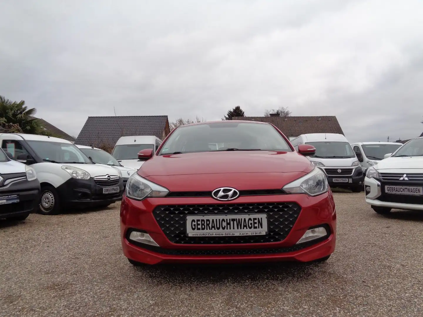 Hyundai i20 !! 6.Gang  Getriebe - Euro6 !! Rood - 1