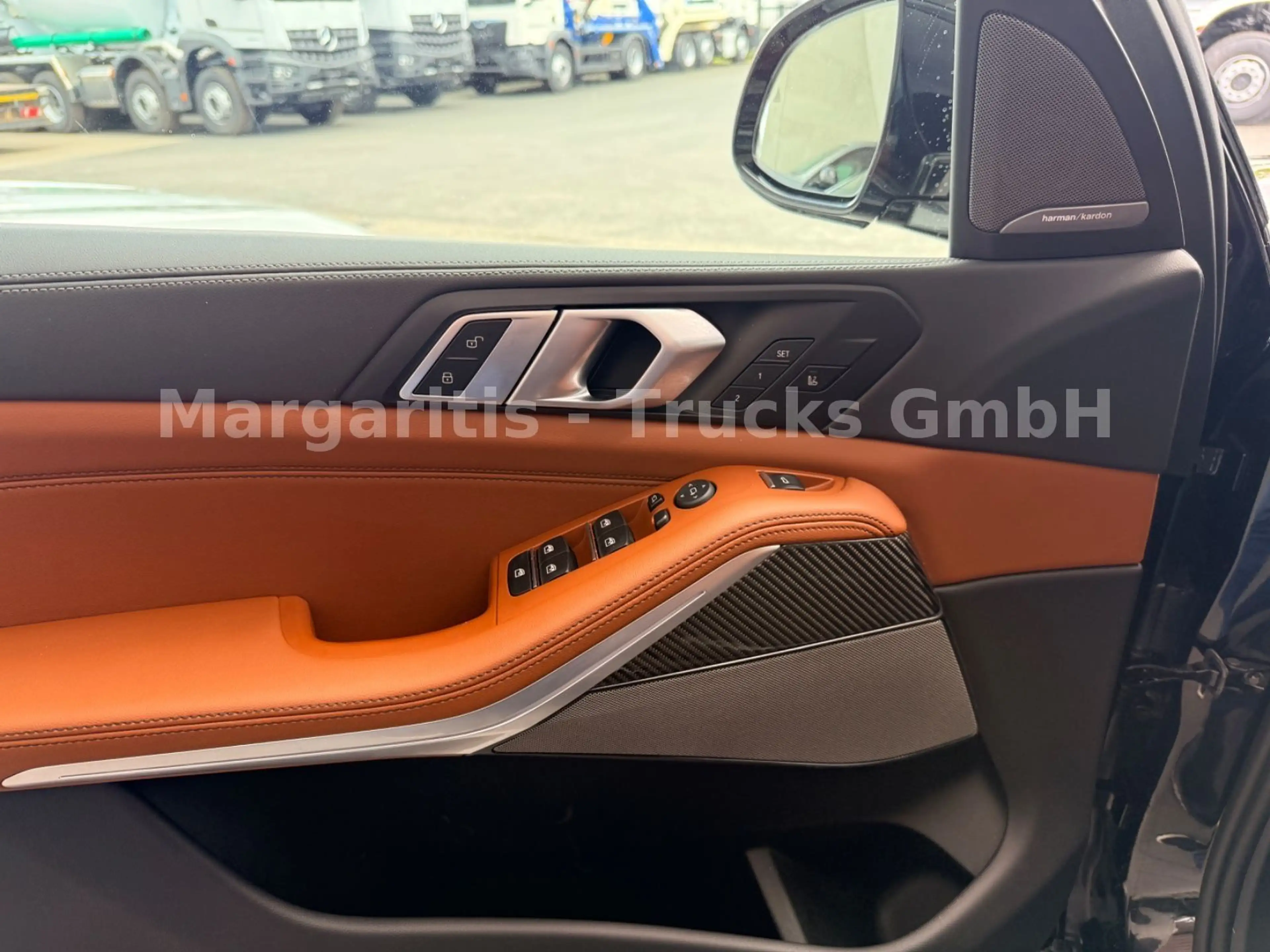 BMW X5 xDrive40d/MPaket/22"/7- Sitz/Pano/Luft — photo 14