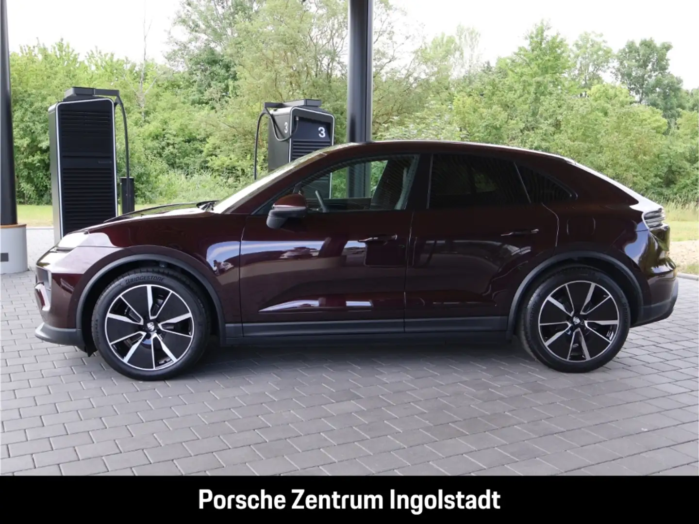 Porsche Macan 4, Panorama, BOSE, PA Surround View, PASM, 21'' Tu Rojo - 2