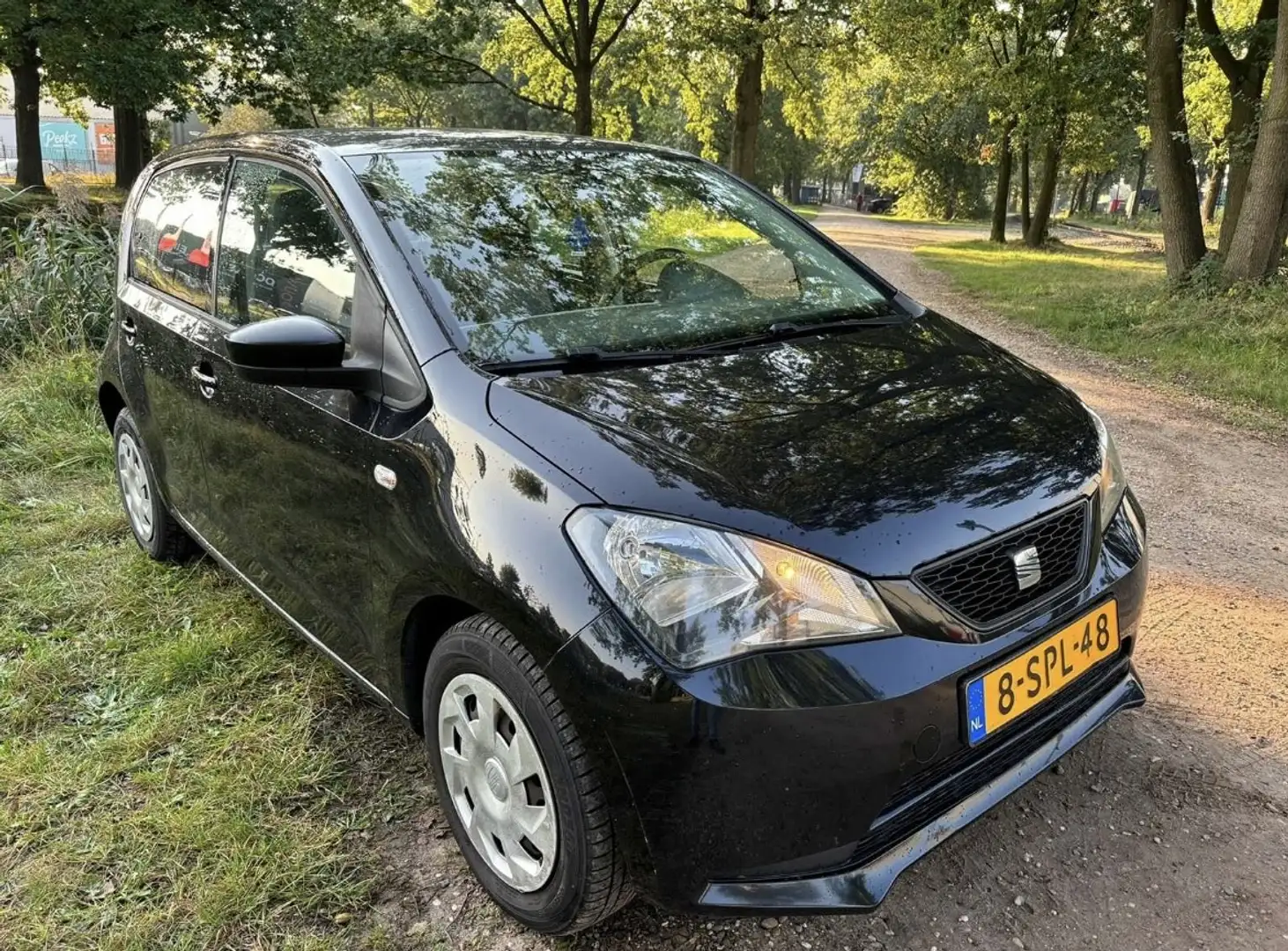 SEAT Mii 1.0 Style Sport nw apk ,airco Černá - 1