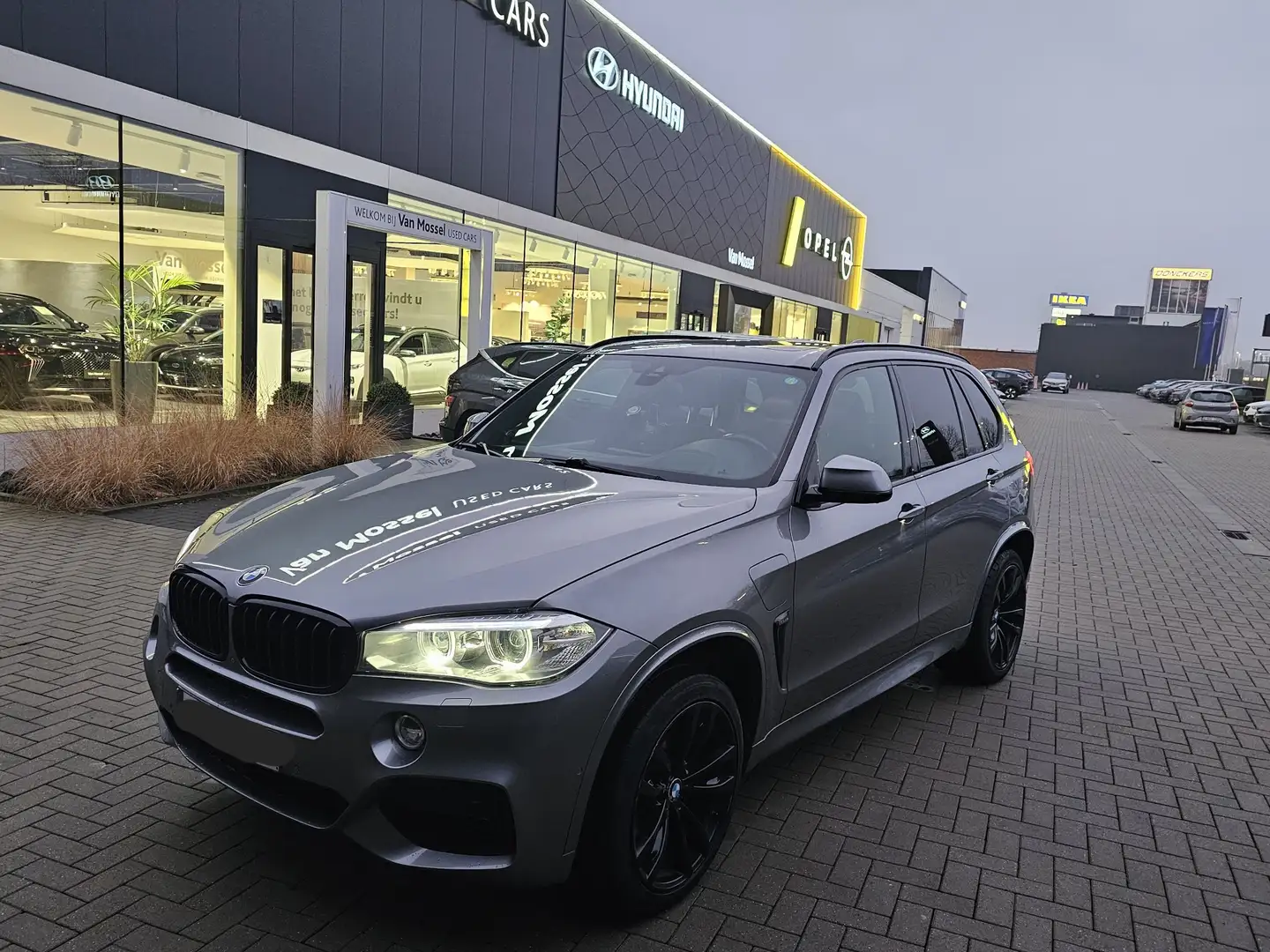 BMW X5 X5 hybride benzine 2.00L Gris - 2