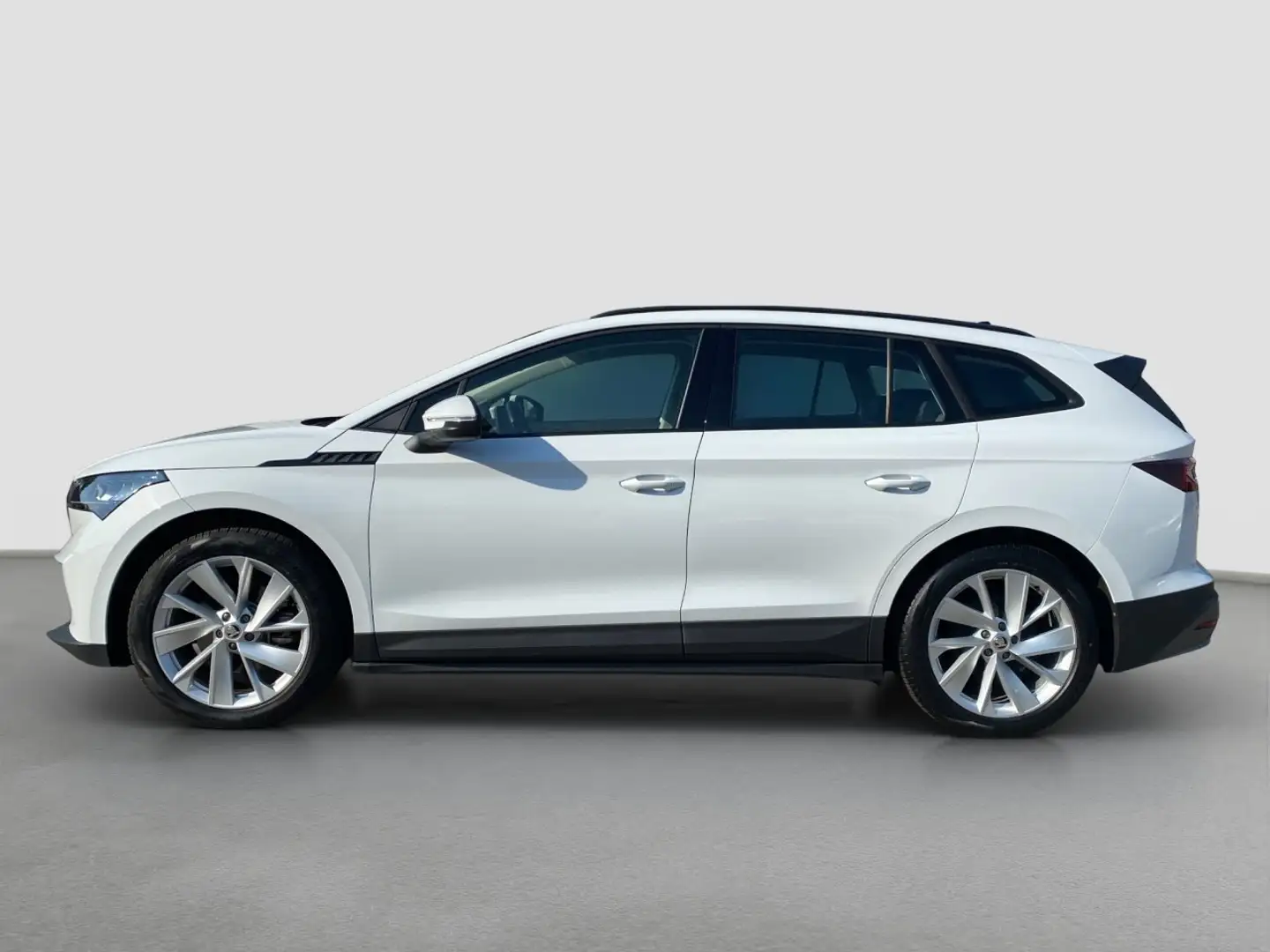 Skoda Enyaq iV 60 NAVI PANORAMA LED AHK KAMERA SHZ MFL Klima Weiß - 2