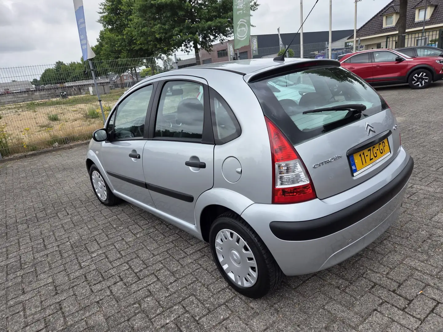 Citroen C3 1.1i Ligne Prestige Серый - 1