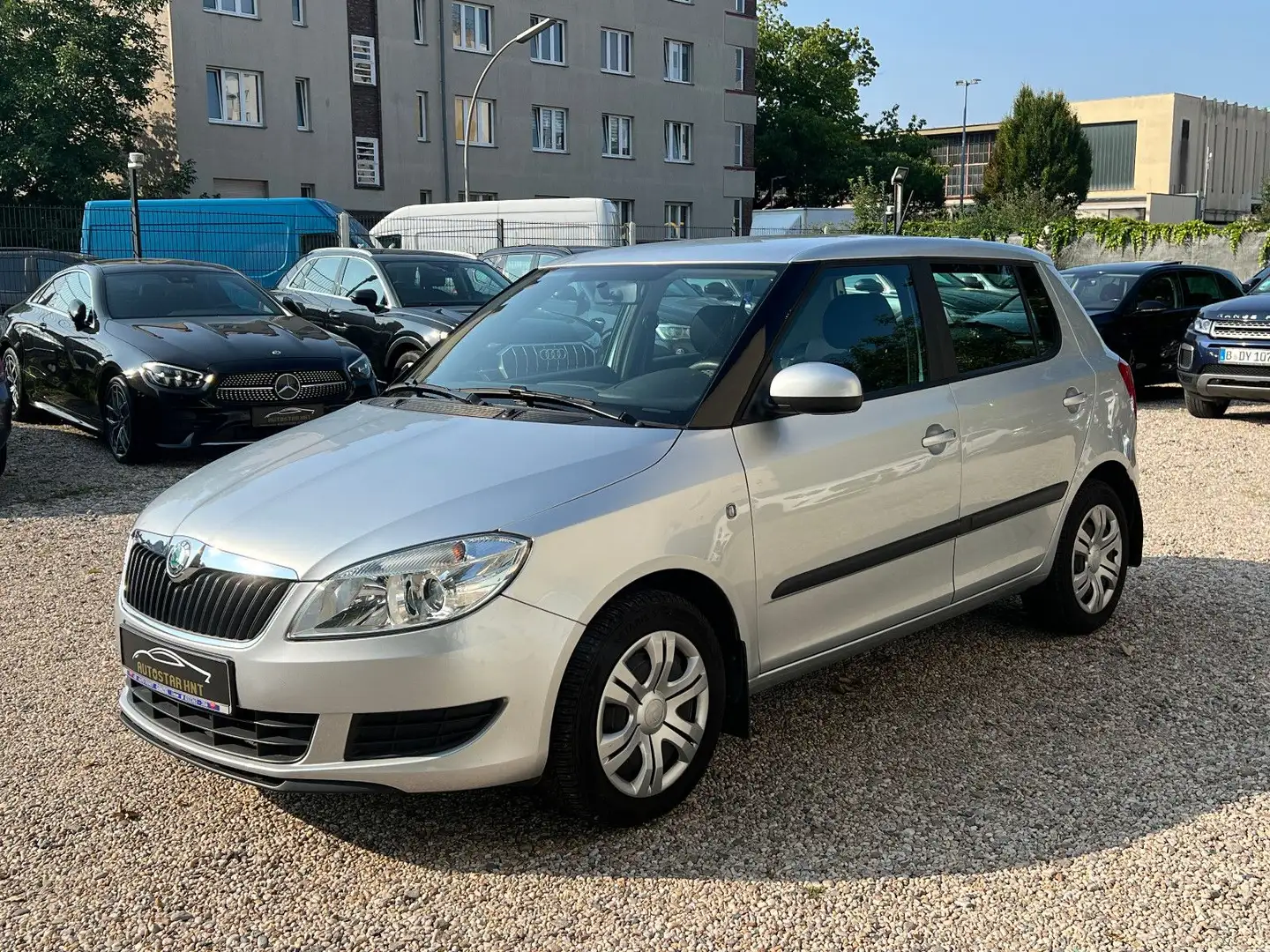 Skoda Fabia Ambition Automatik 50TKM TÜV NEU Argent - 1