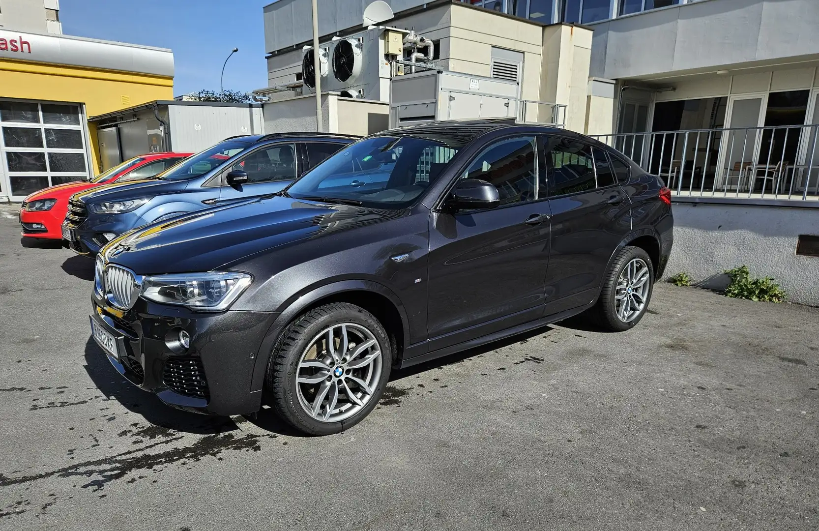 BMW X4 xDrive 30d Aut. MPAKET Grau - 1
