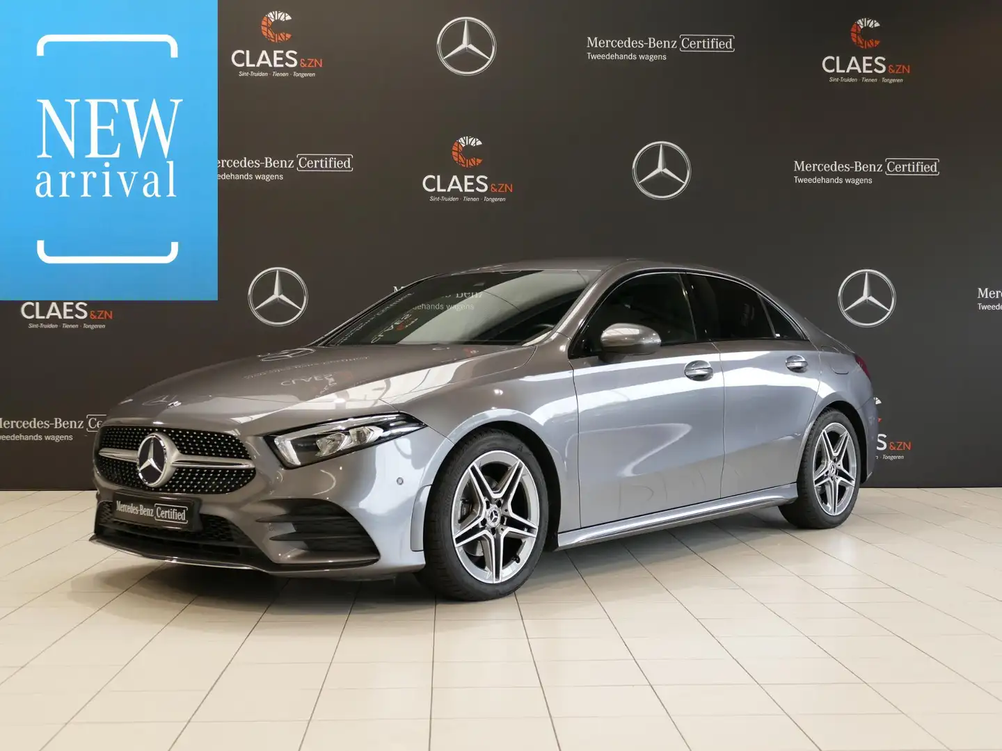 Mercedes-Benz A 180 180d Berline AMG Line DOS 7821 Grau - 1