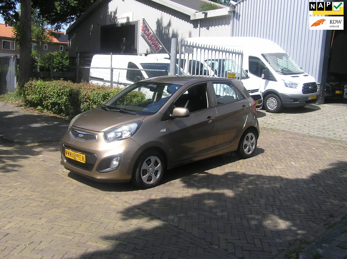Kia Picanto 1.0 CVVT Comfort Pack 75 d km nap1e eigenaar airco Brun - 1