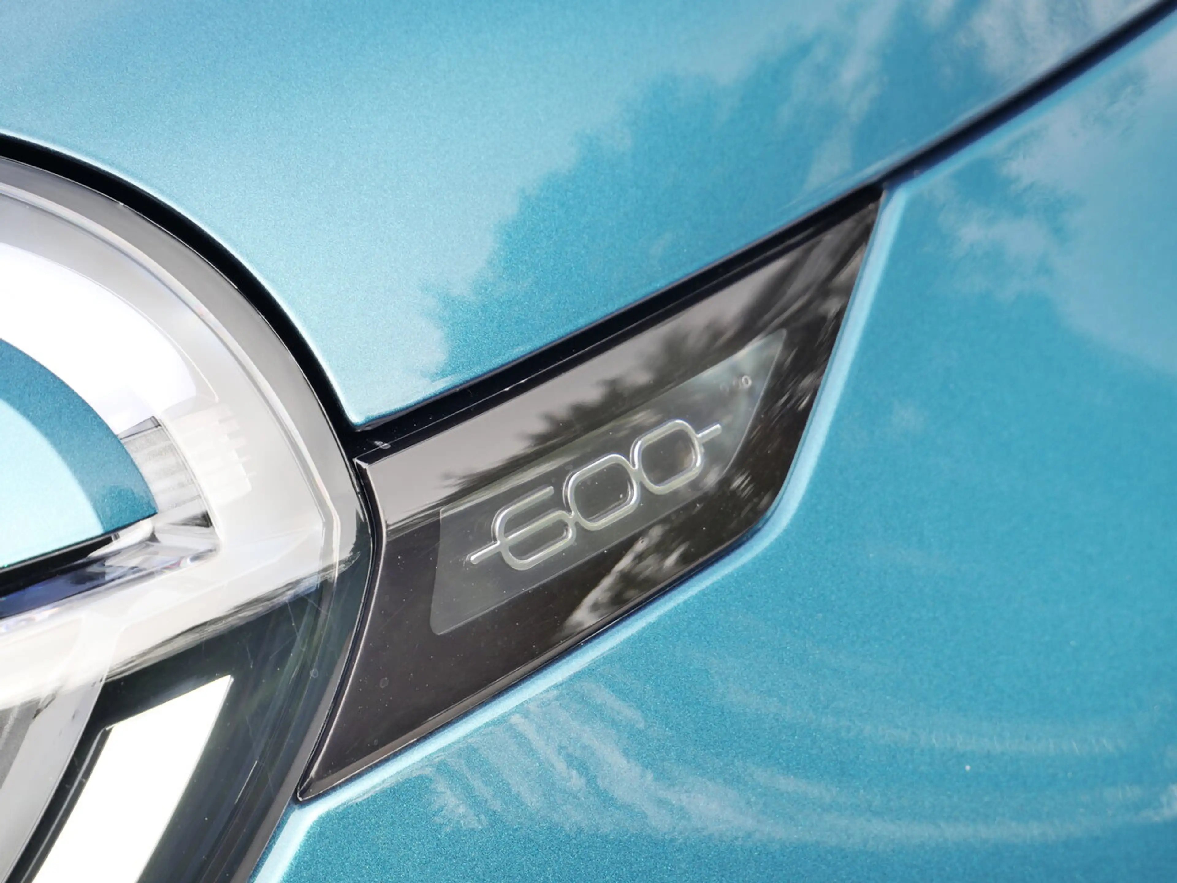 Fiat 600e La Prima — photo 9