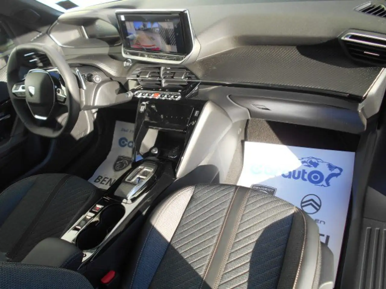 Peugeot 2008 136/145 Hybrid Allure CBC Navigat, миниатюра 16